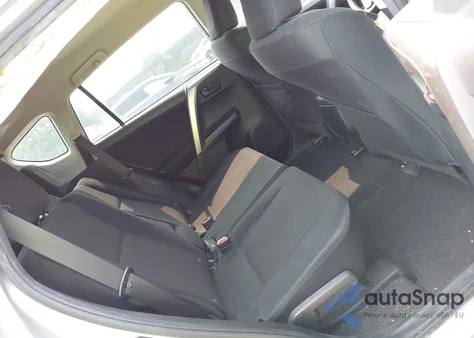 2018 Toyota Rav4 Le z USA, uszkodzony, nr VIN JTMBFREV5JJ203235